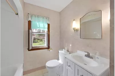 95 Kingsley St, Springfield, MA 01104 - Photo 13