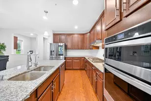 24 Cherry Ln, Hopkinton, MA 01748 - Photo 9