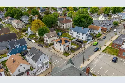 672 Kempton St, New Bedford, MA 02740 - Photo 1