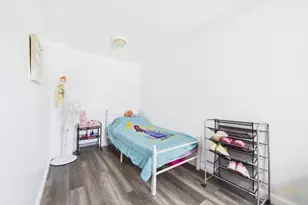 672 Kempton St, New Bedford, MA 02740 - Photo 15