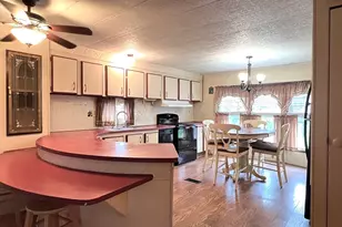 16 Fair Ln, Westfield, MA 01085 - Photo 11