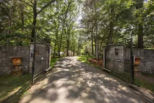 55 Parkwood Dr, Milton, MA 02186 - Photo 1