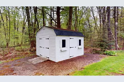 8 Lynnwood Dr, Rutland, MA 01543 - Photo 9