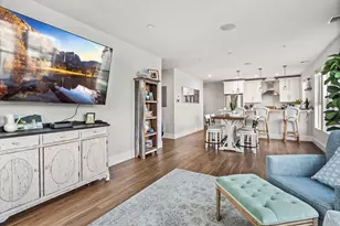 45 L St, Boston, MA 02127 - Photo 3