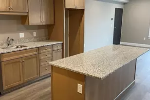 1 Brattle St, Worcester, MA 01606 - Photo 7