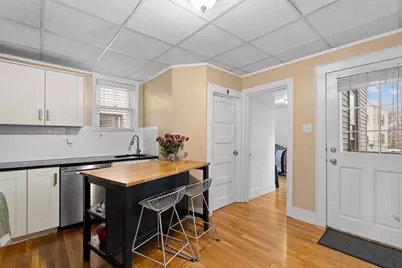 674 Saratoga #B, Boston, MA 02128 - Photo 3