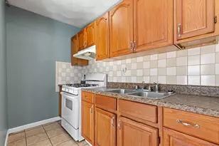 82-84 Webster St, Pawtucket, RI 02861 - Photo 3
