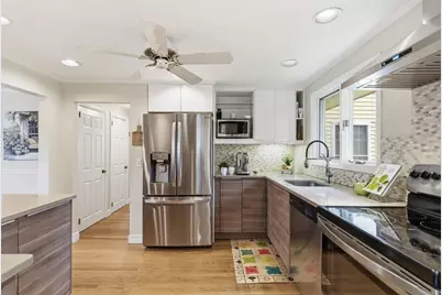 6 Donald St, Lexington, MA 02420 - Photo 9