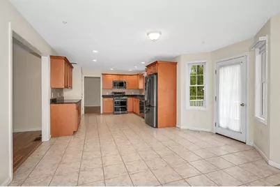 21 Colonial Farm Rd, Haverhill, MA 01832 - Photo 9