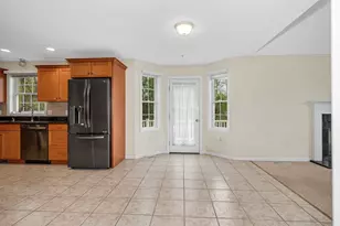 21 Colonial Farm Rd, Haverhill, MA 01832 - Photo 7