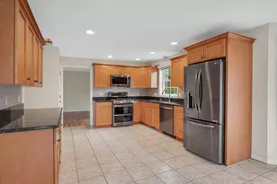 21 Colonial Farm Rd, Haverhill, MA 01832 - Photo 11