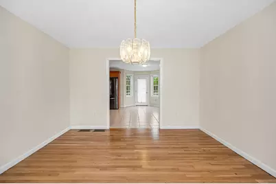 21 Colonial Farm Rd, Haverhill, MA 01832 - Photo 5