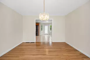 21 Colonial Farm Rd, Haverhill, MA 01832 - Photo 5
