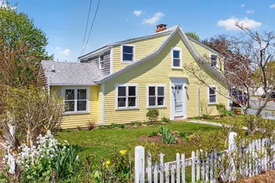 5 Pleasant St #Unit A, Dennis, MA 02639 - Photo 5