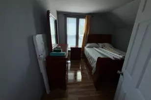 11 Wayne St, Worcester, MA 01603 - Photo 15
