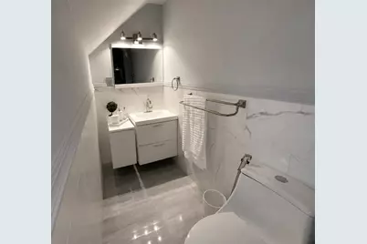11 Wayne St, Worcester, MA 01603 - Photo 21