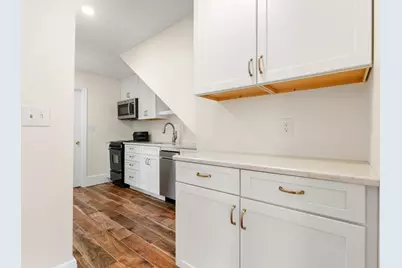 9 Thomas Park #3, Boston, MA 02127 - Photo 7