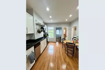 150 L St #2, Boston, MA 02127 - Photo 3