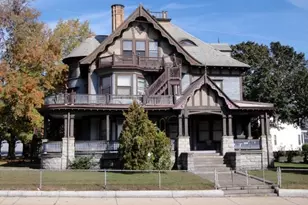 587 Haverhill St, Lawrence, MA 01841 - Photo 1