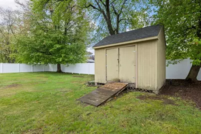 376 Hermitage Dr, Springfield, MA 01129 - Photo 35