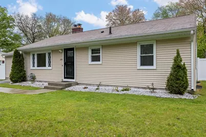 376 Hermitage Dr, Springfield, MA 01129 - Photo 3