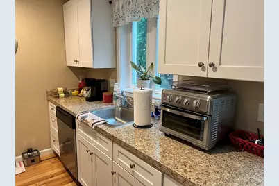 17 Arcade Street #B, Northbridge, MA 01588 - Photo 5