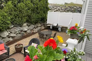 597 Main St, Stoneham, MA 02180 - Photo 5