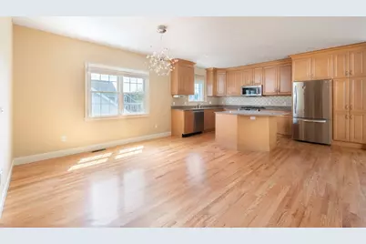 597 Main St #B6, Stoneham, MA 02180 - Photo 9