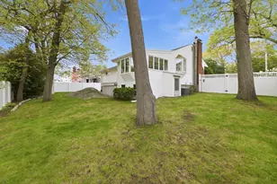 133 Pacella Dr, Dedham, MA 02026 - Photo 35