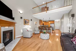 40 Lynnes Way, Tewksbury, MA 01876 - Photo 9