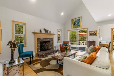 27 Blueberry Avenue, Provincetown, MA 02657 - Photo 5