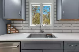 27 Blueberry Ave, Provincetown, MA 02657 - Photo 11