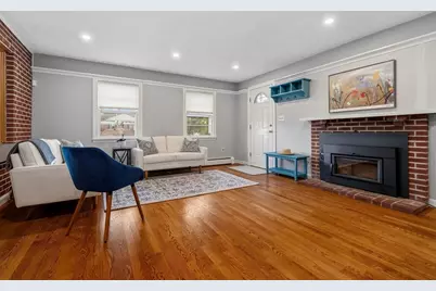 25 Cambridge Road, Woburn, MA 01801 - Photo 15