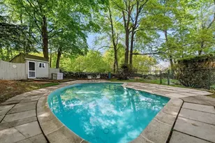 25 Cambridge Rd, Woburn, MA 01801 - Photo 27