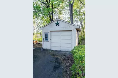 74 Gates Ave, East Longmeadow, MA 01028 - Photo 23