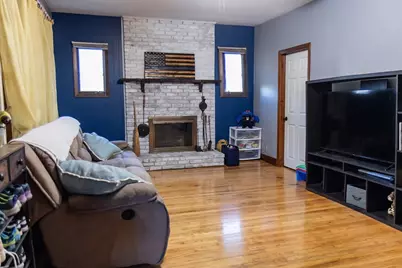 74 Gates Ave, East Longmeadow, MA 01028 - Photo 3