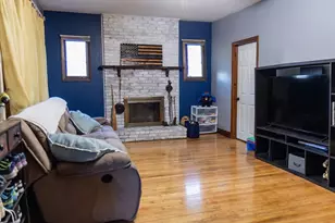 74 Gates Ave, East Longmeadow, MA 01028 - Photo 3