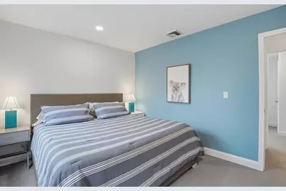 233 Narragansett Ave, Lanesborough, MA 01237 - Photo 31