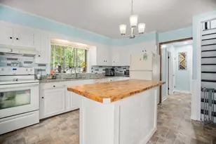 220 Marcy St, Southbridge, MA 01550 - Photo 9