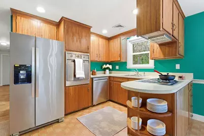 141 Pine Ridge Rd, Reading, MA 01867 - Photo 5