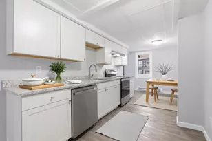 48 Vine St, Lynn, MA 01905 - Photo 3