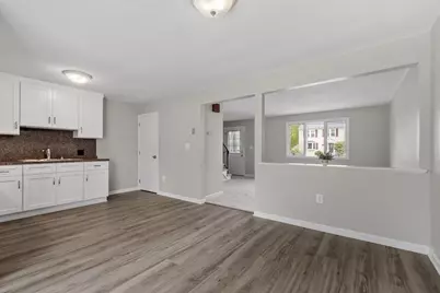 13 Warren Ave #B, Chelmsford, MA 01824 - Photo 7