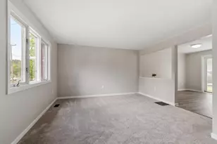 13 Warren Ave, Chelmsford, MA 01824 - Photo 25