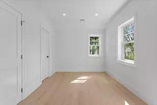 150 Fruit St, Hopkinton, MA 01748 - Photo 27