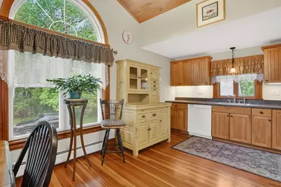 224 College Hwy, Southampton, MA 01073 - Photo 7