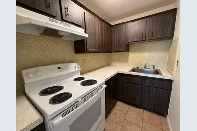 154 Main Street #19, Everett, MA 02149 - Photo 3
