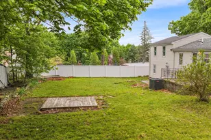 146 Hayward St, Braintree, MA 02184 - Photo 23