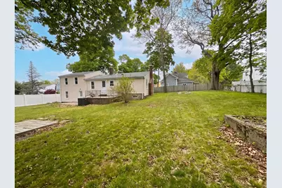146 Hayward St, Braintree, MA 02184 - Photo 23