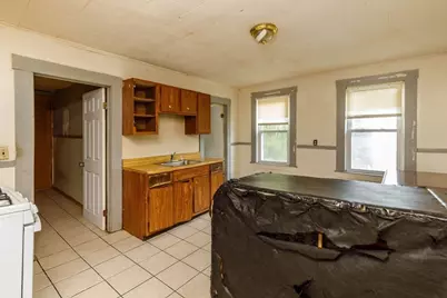 76 Leighton Street, Fitchburg, MA 01420 - Photo 17
