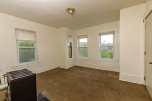 76 Leighton St, Fitchburg, MA 01420 - Photo 19
